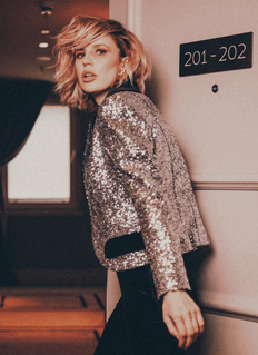 This is a decorative image for the blog article, titled Personal Style Categories - The Beginner’s Guide.